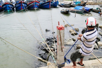 Vì sao dự báo bão số 14 chưa chính xác?